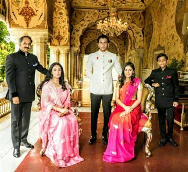 India Royale Mother