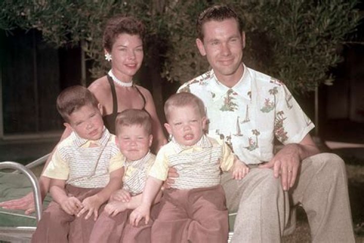 Johnny Carson Wives Images