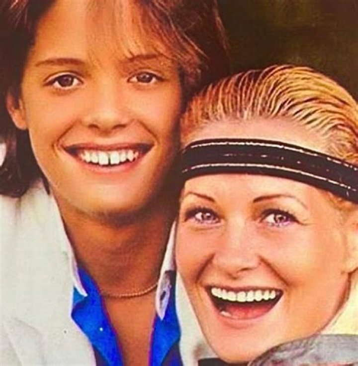 Luis Miguel Mom