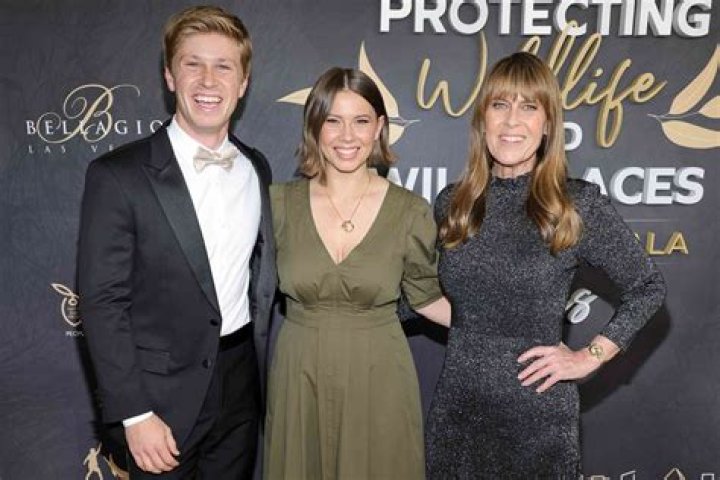 Meet Terri Irwin: Exploring Her Net Worth And Legacy