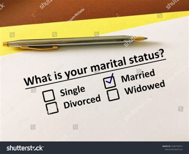 Unveiling Kim Fields' Marital Status: Is She Still Married?