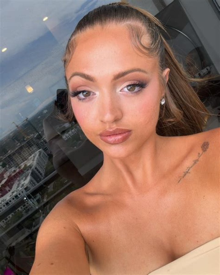 Woah Vicky's Instagram